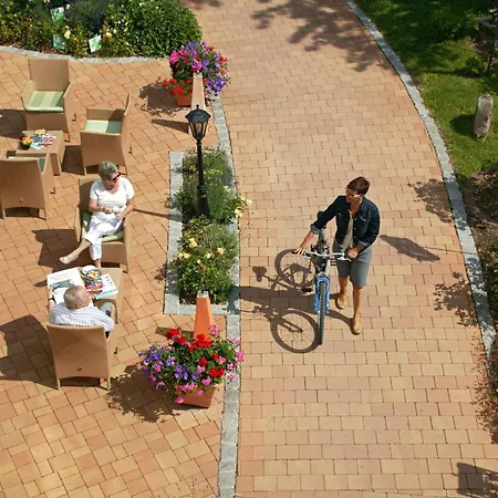 Schwarzwald Sonnenhof Hotel 4*