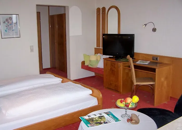 Schwarzwald Sonnenhof فندق Schömberg